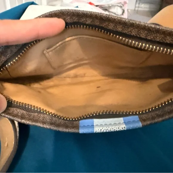 Michael Kors Brown Bag with Blue and White Stripe - Picture 8 of 9